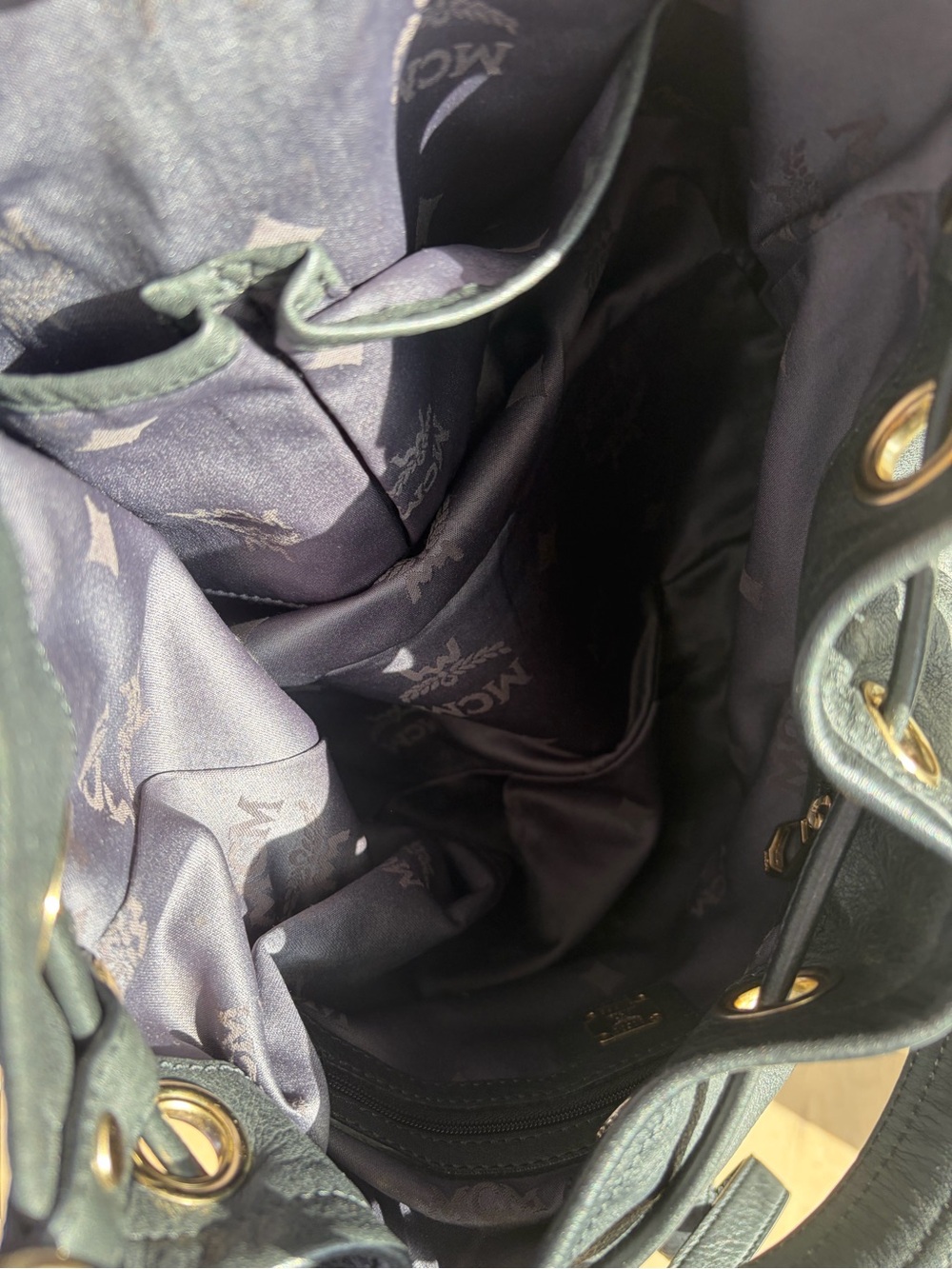 MCM black leather drawstring bucket bag with gold hardware - Picture 12 of 15